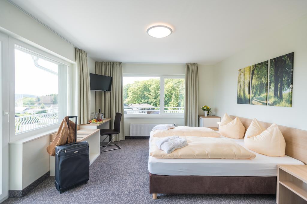 Landhotel Kristall Bad Marienberg Exterior photo